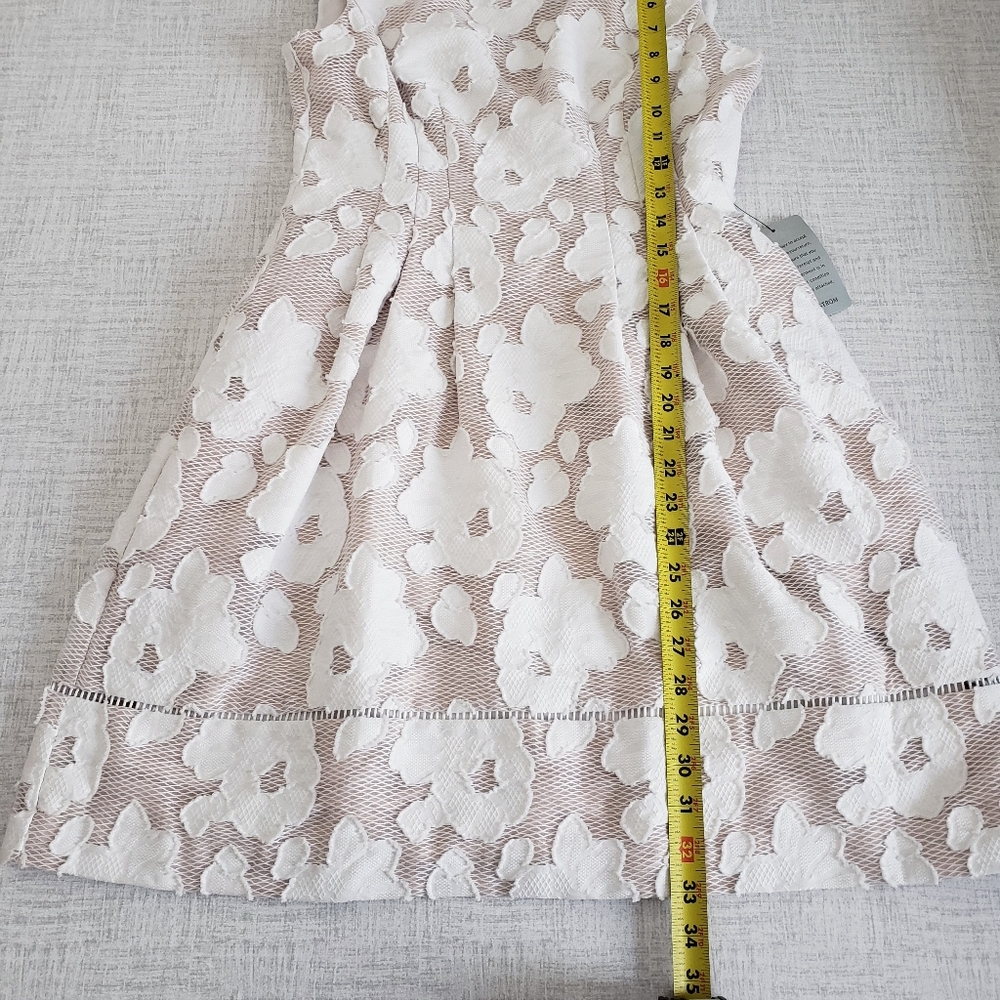 NWOT Vince Camuto Lace Floral Appliqu White A-Line Mini Dress SZ 6 Petite - Picture 10 of 11